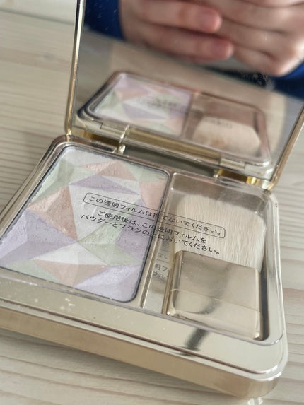 クレ・ド・ポー ボーテ レオスールデクラ 17/クレ・ド・ポー ボーテ/パウダーハイライトの画像