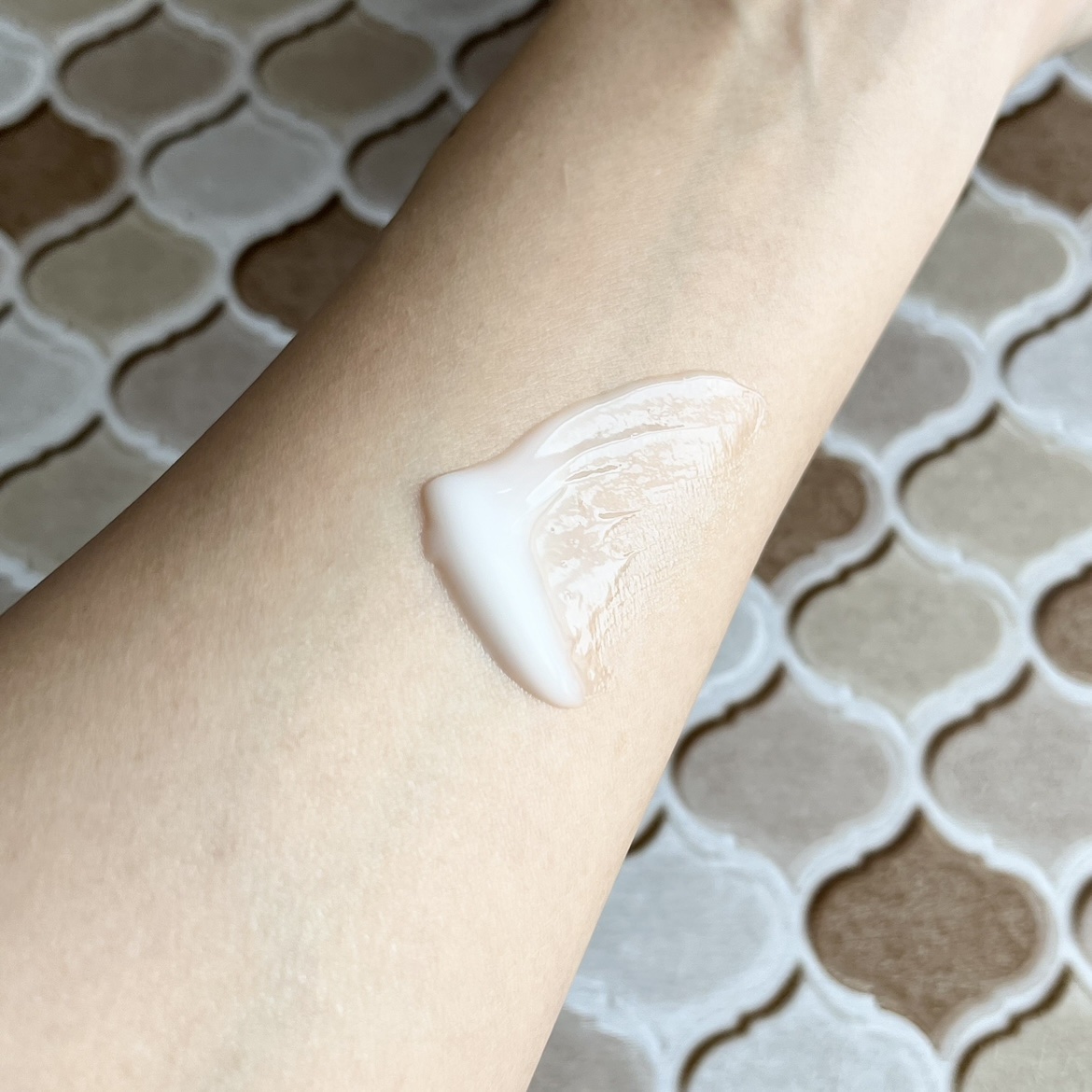 ダヴ クリームボディウォッシュ ジョイアスグロウ/ダヴ/ボディソープを使ったクチコミ（2枚目）