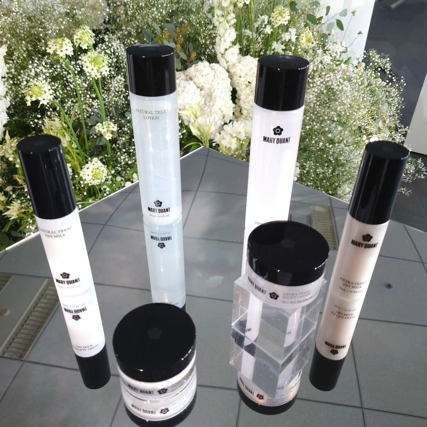 みうく밀크🍼フォロバ on LIPS 「マリークヮントから9月6日(金)にスキンケアの新商品が発売❤︎..」(2枚目)