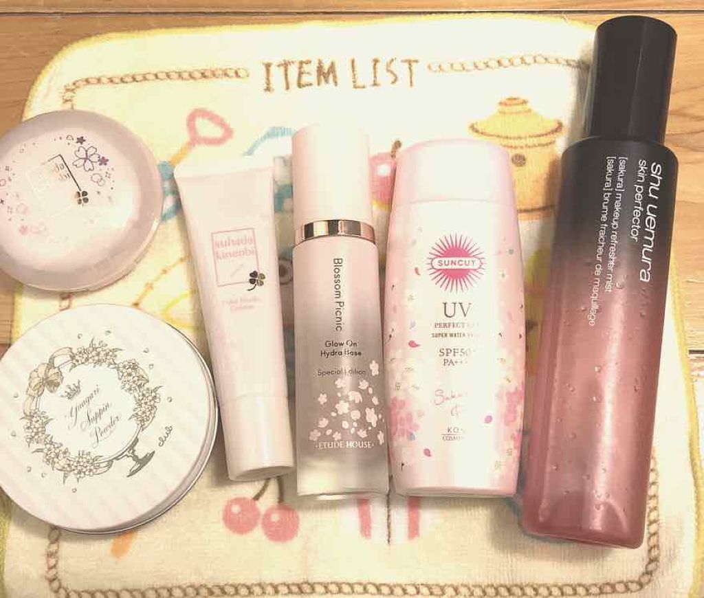 すっぴんパウダー B サクラスウィートソローの香り 2022/クラブ/プレストパウダーを使ったクチコミ（1枚目）