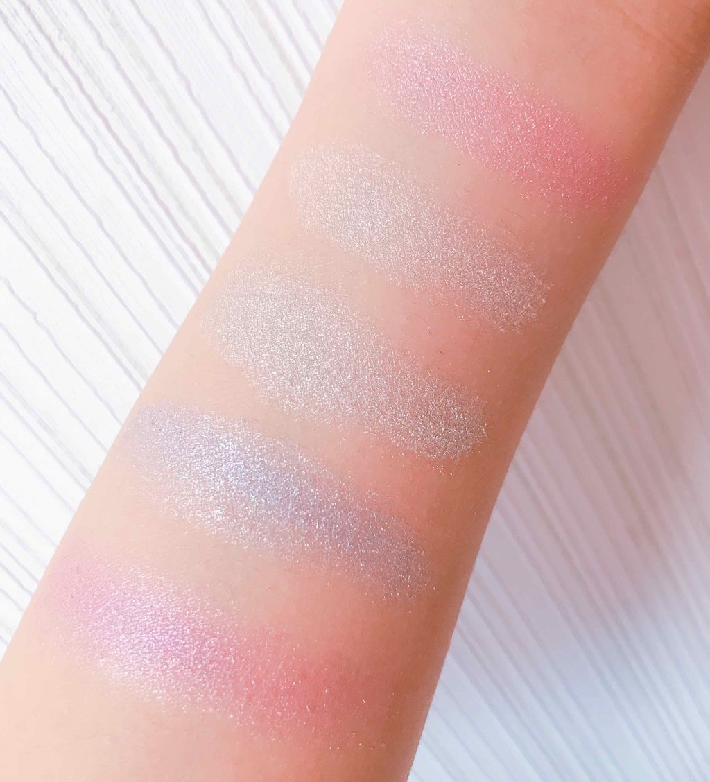 ハートハイライター ユニコーンハート/MAKEUP REVOLUTION/パウダーハイライトを使ったクチコミ（3枚目）