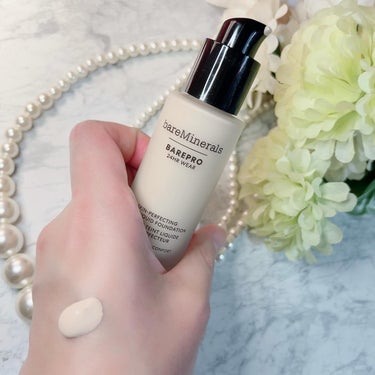 bareMinerals ベアプロ 24HR リキッド ファンデーションのクチコミ「【ベアプロ 24HR リキッド ファンデーション】（SPF20・PA++）

今回、カウンター.....」（2枚目）