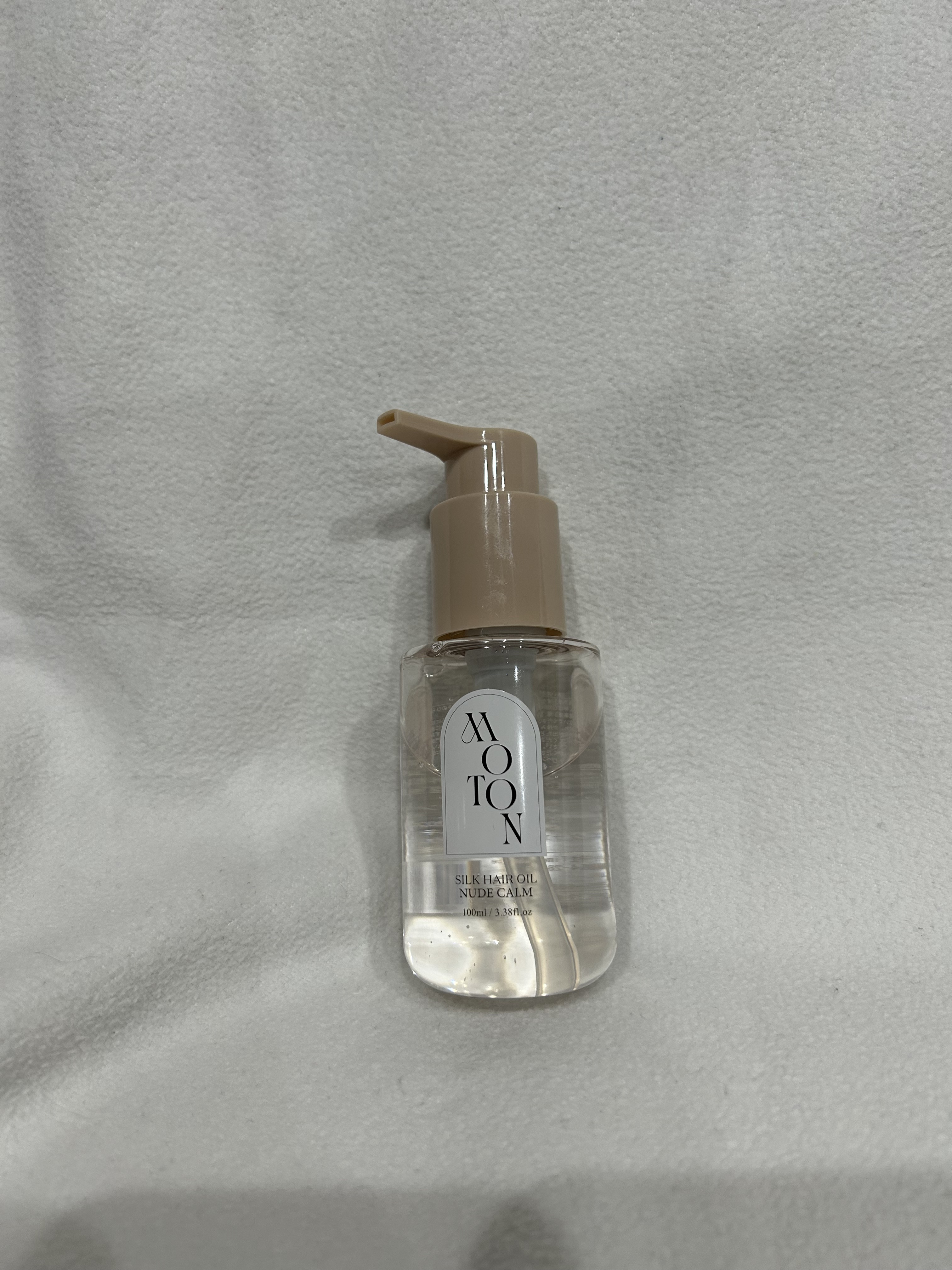 MOTON MOTON シルクヘアオイル ヌードカルムのクチコミ「MOTON シルクヘアオイル ヌードカルム

✼••┈┈••✼••┈┈••✼••┈┈••✼••.....」（1枚目）