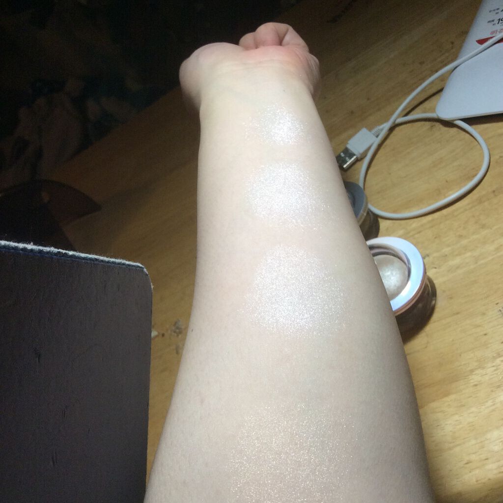 ZEESEA 惑星ハイライト/ZEESEA/パウダーハイライトを使ったクチコミ(4枚目)