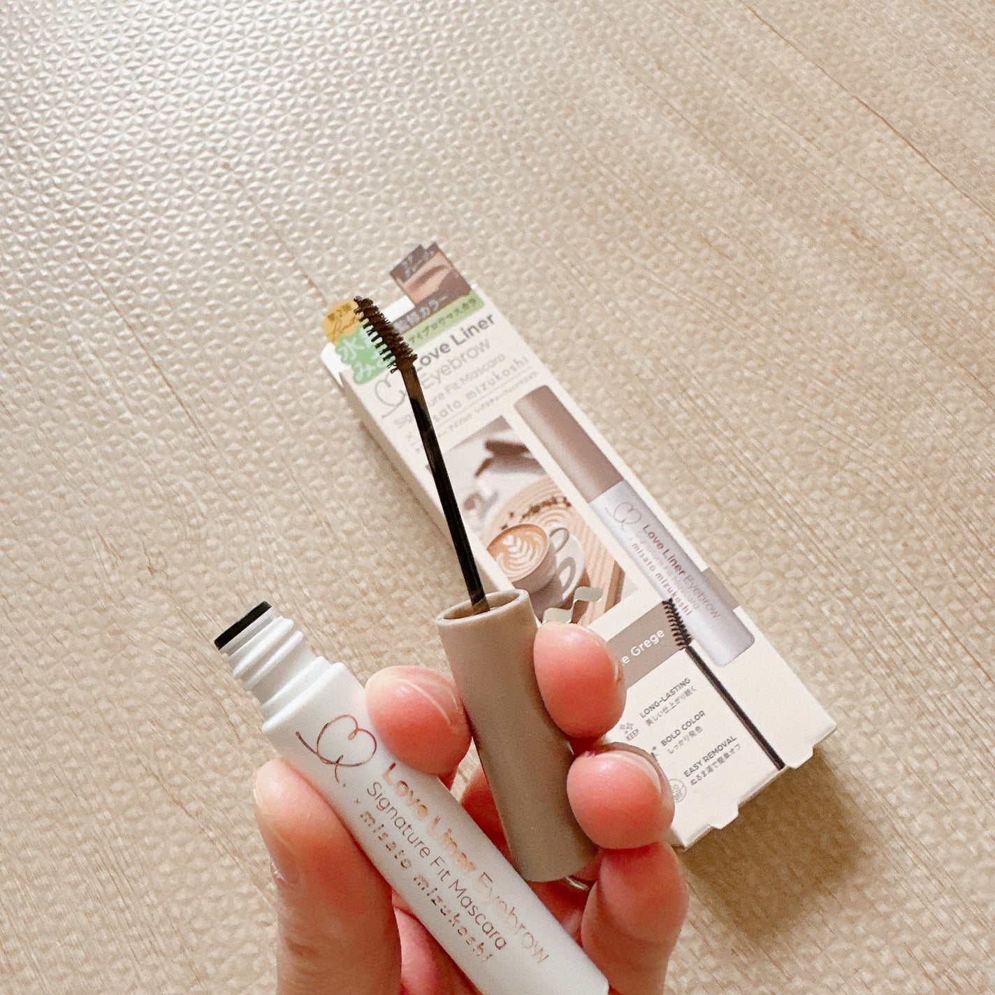 ラブ・ライナー シグネチャーフィットマスカラ MMC2<アイブロウ>/ラブ・ライナー/眉マスカラを使ったクチコミ(3枚目)