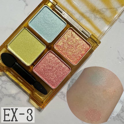 ビーチバカンスグリッターパレット/KATE/アイシャドウパレットを使ったクチコミ(4枚目)