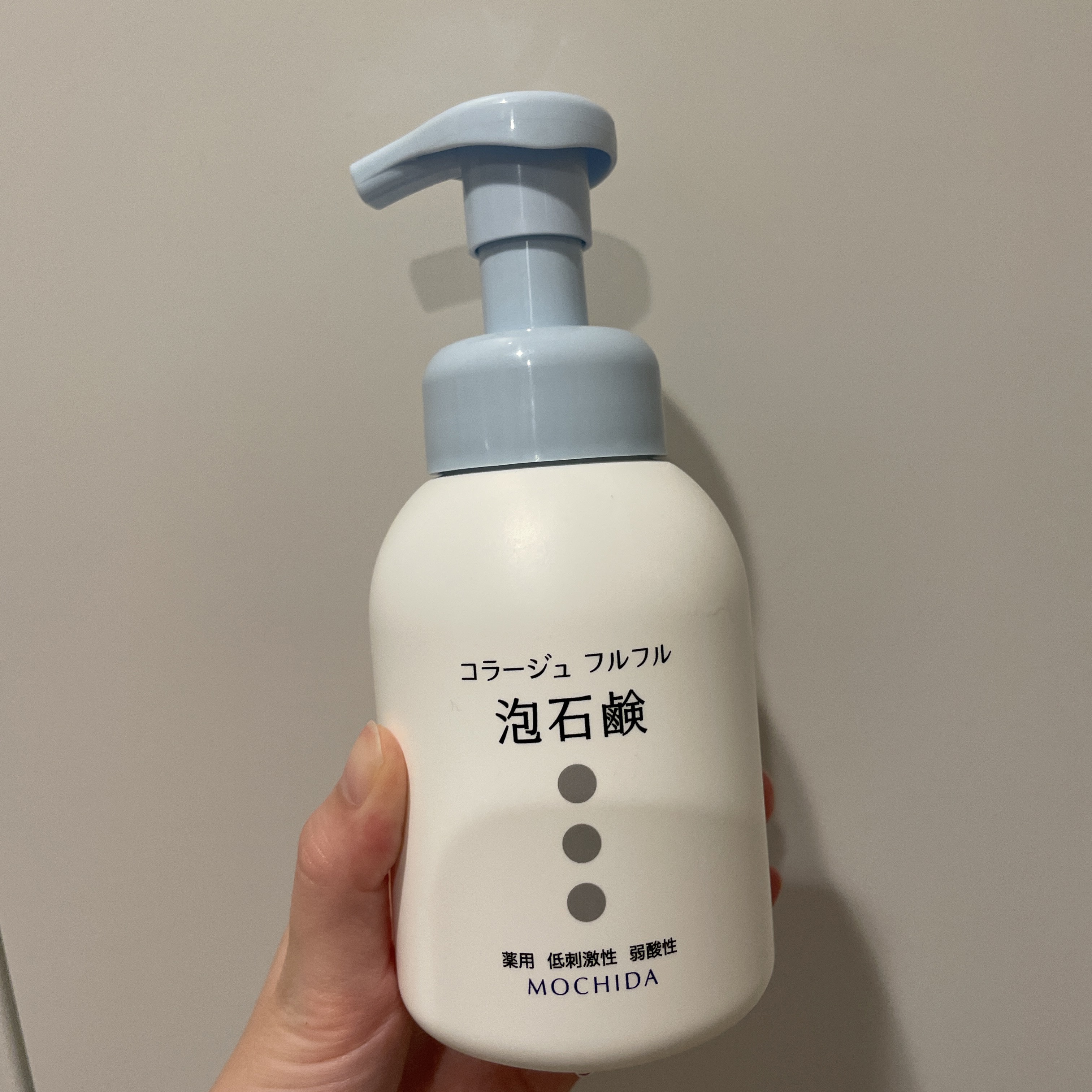コラージュフルフル 泡石鹸 300ml(水色)/コラージュ/デリケートゾーンケアを使ったクチコミ（1枚目）