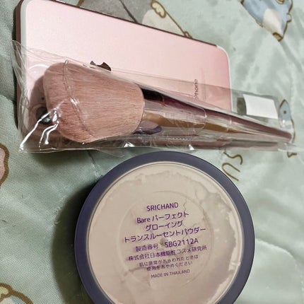ベアパーフェクト グローイングトランスルーセントパウダー/SRICHAND/ルースパウダーを使ったクチコミ(4枚目)