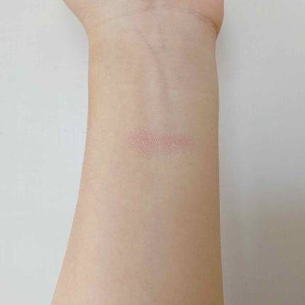 ハートハイライター ブリーディングハート/MAKEUP REVOLUTION/パウダーハイライトを使ったクチコミ(2枚目)