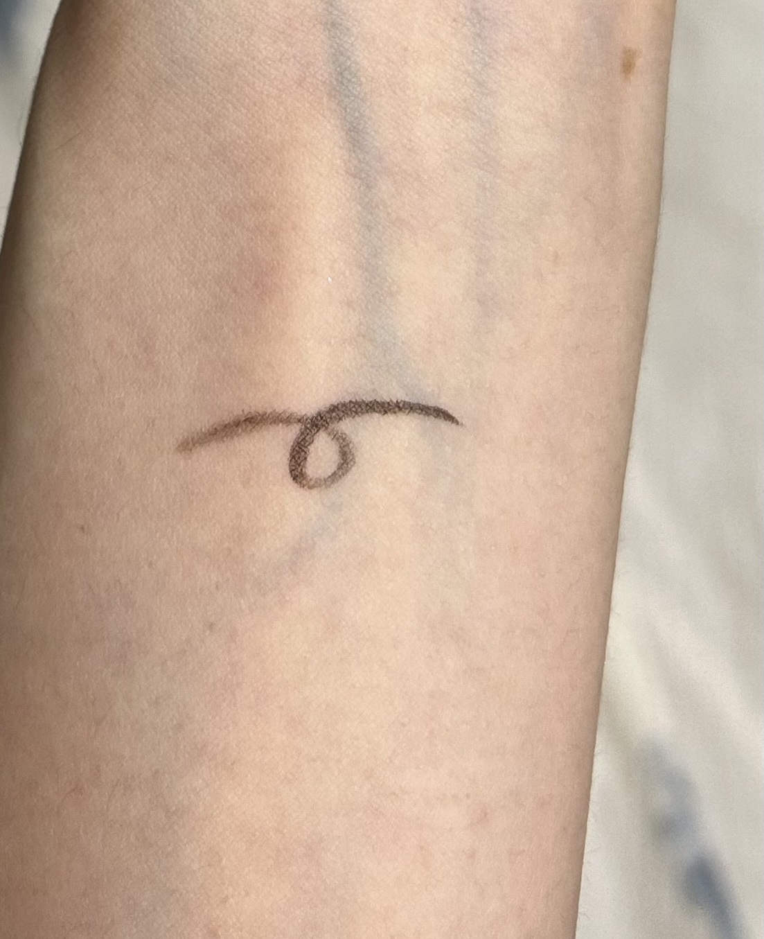 リキッドアイライナーR4/ラブ・ライナー/リキッドアイライナーを使ったクチコミ（2枚目）