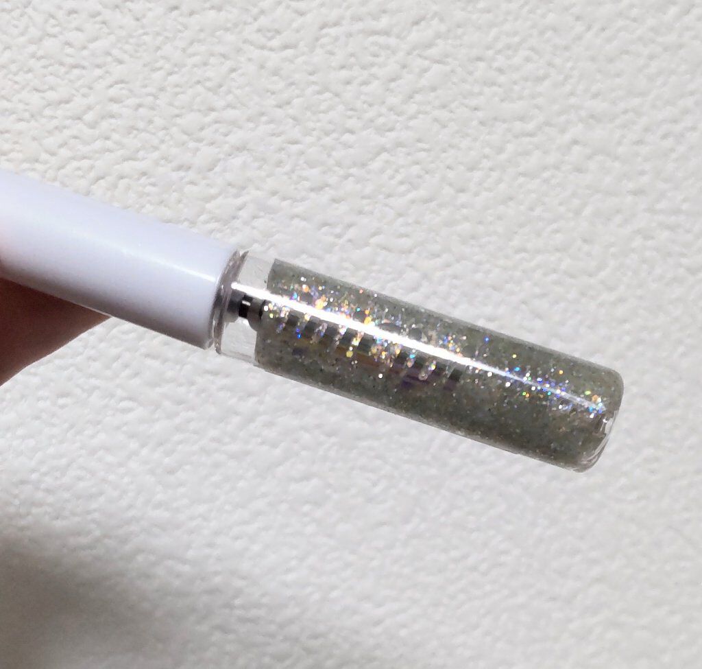 グリッターイルミネーションライナー 05 オーロラシャワー/CipiCipi/リキッドアイライナーを使ったクチコミ（3枚目）