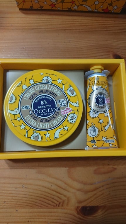 ジョイフルスター スノーシア ボディクリーム(ディライトフルティー)/L'OCCITANE/ボディクリームを使ったクチコミ(3枚目)