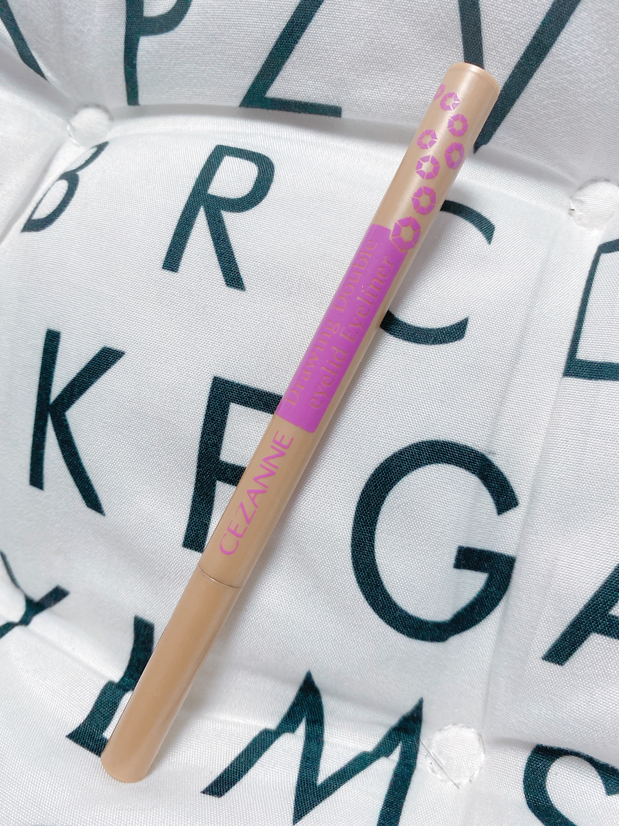 描くふたえアイライナー/CEZANNE/リキッドアイライナーを使ったクチコミ（1枚目）