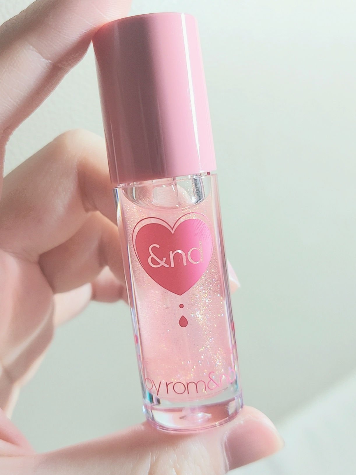 グラッシーコーティンググロス/&nd by rom&nd/リップグロスを使ったクチコミ（1枚目）