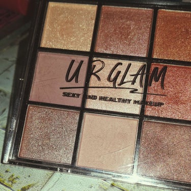 UR GLAM　BLOOMING EYE COLOR PALETTE/U R GLAM/パウダーアイシャドウを使ったクチコミ（1枚目）