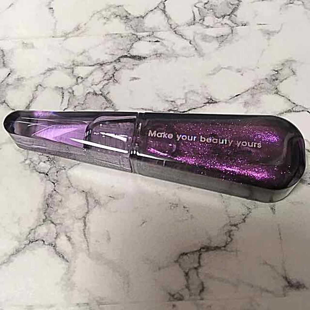 LIP38℃ +UnFrame<ホログラフィック>/UZU BY FLOWFUSHI/リップグロスを使ったクチコミ（2枚目）