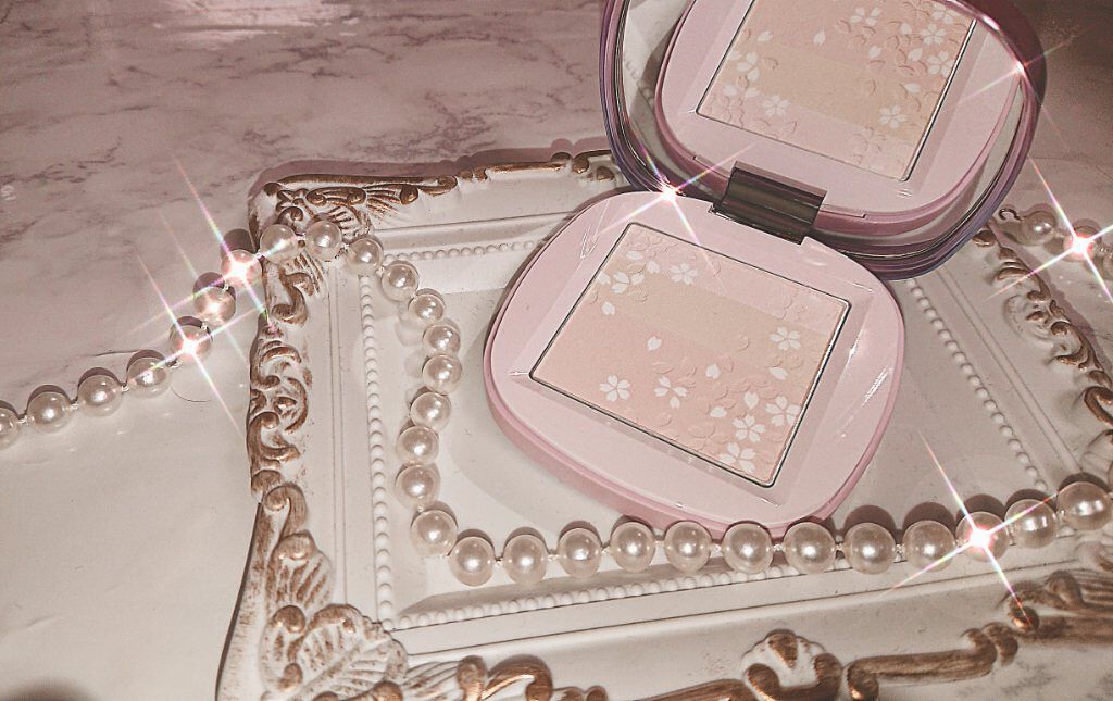 トーンアップ パウダー/DECORTÉ/プレストパウダーを使ったクチコミ（1枚目）