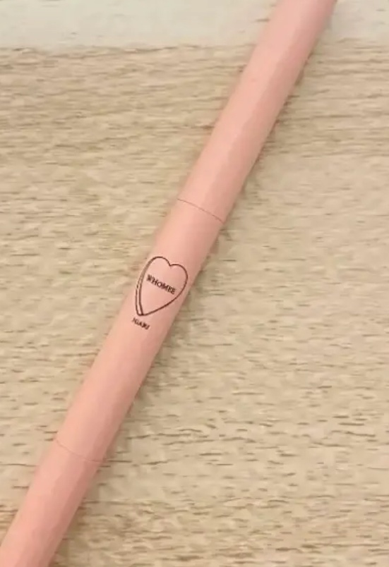 コントロールカラーライナー kirakira pink/WHOMEE/ペンシルアイライナーを使ったクチコミ（2枚目）