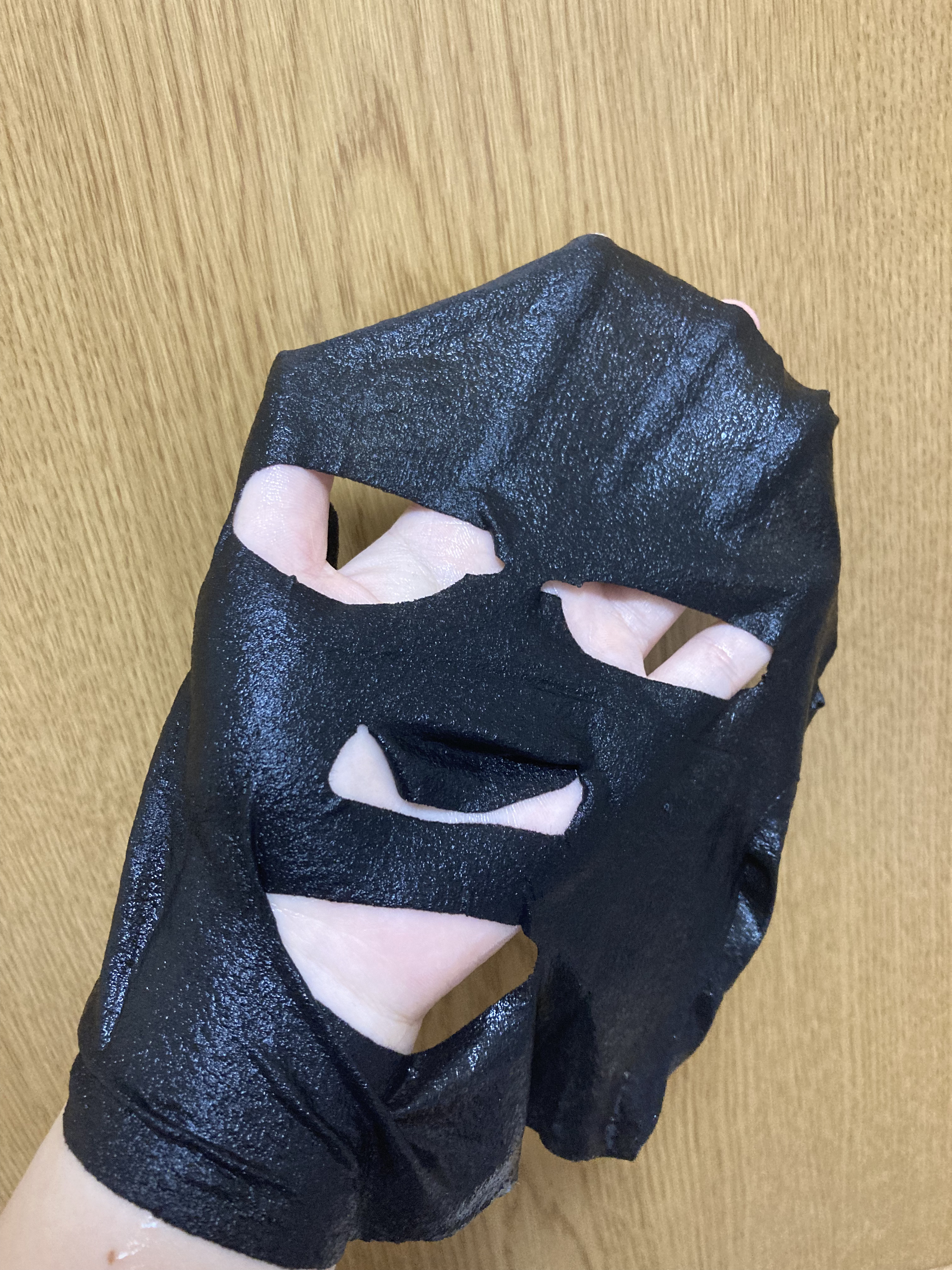 LEUNGESSMORE ブラックPスペシャルフェイスマスク/LEUNGESSMORE/シートマスク・パックを使ったクチコミ（3枚目）