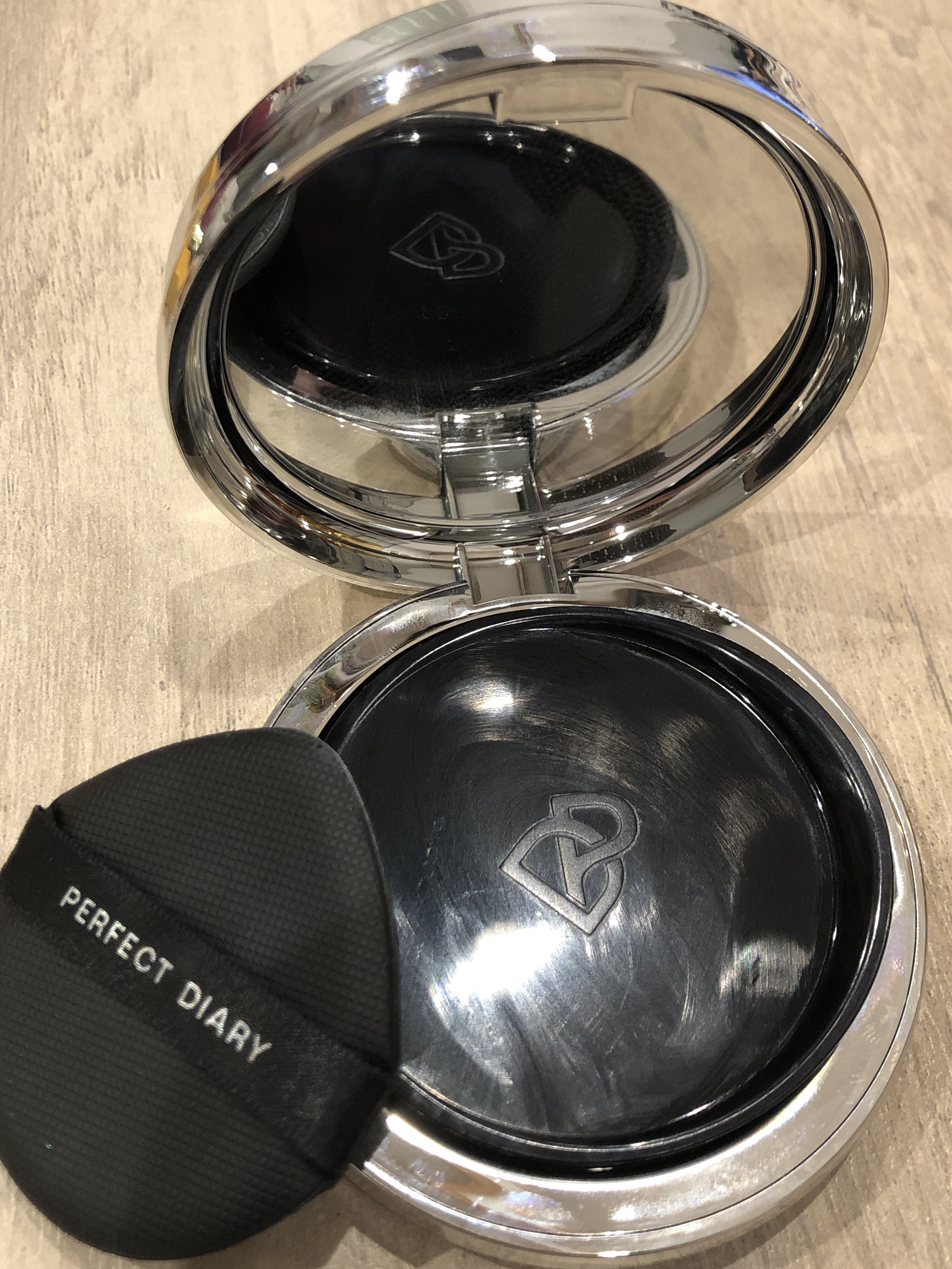リニューアル フローレス クッション ファンデーション/PERFECT DIARY/クッションファンデーションを使ったクチコミ（3枚目）