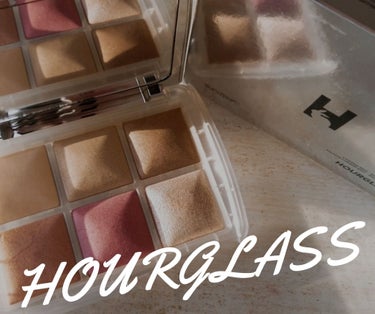 HOURGLASS／AMBIENT LIGHTING EDIT - GHOST UNLOCKED/HOURGLASS/プレストパウダーを使ったクチコミ（1枚目）