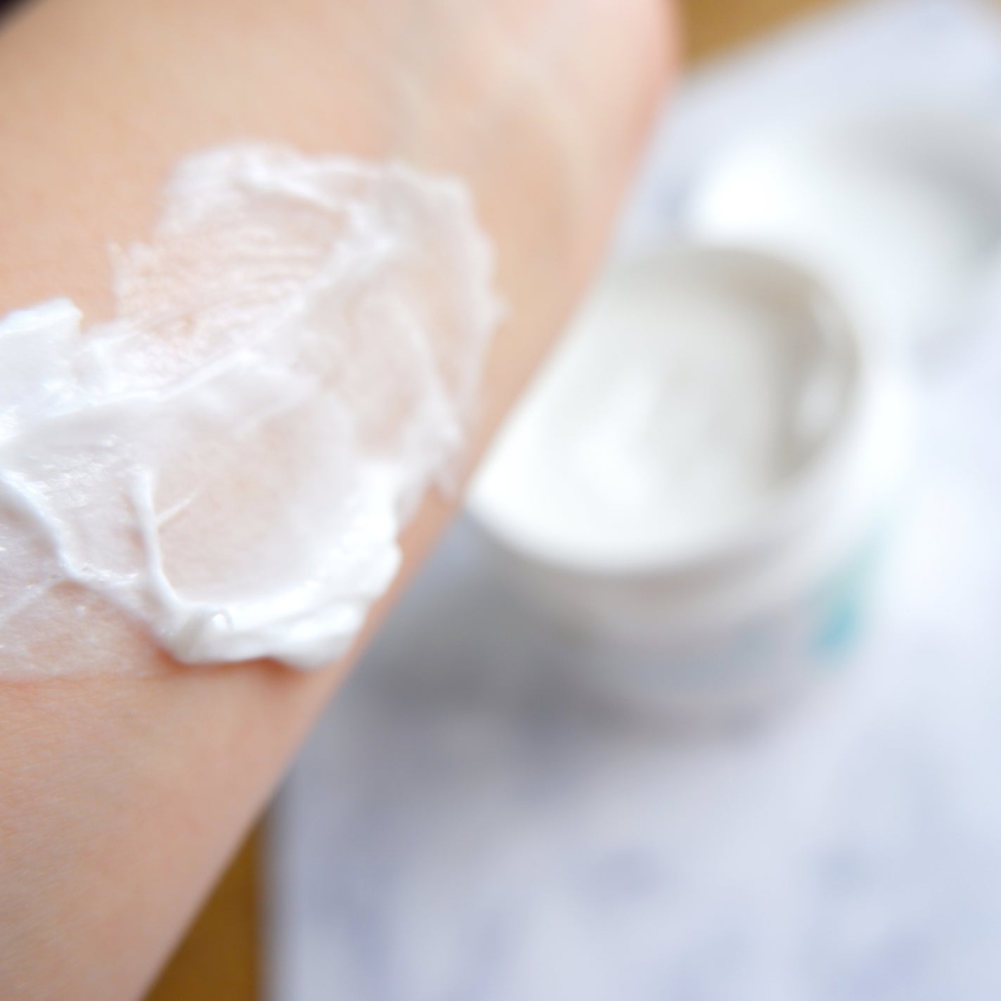 ダヴ クリームボディウォッシュ コンフォートモイスチャー/ダヴ/ボディソープを使ったクチコミ(3枚目)