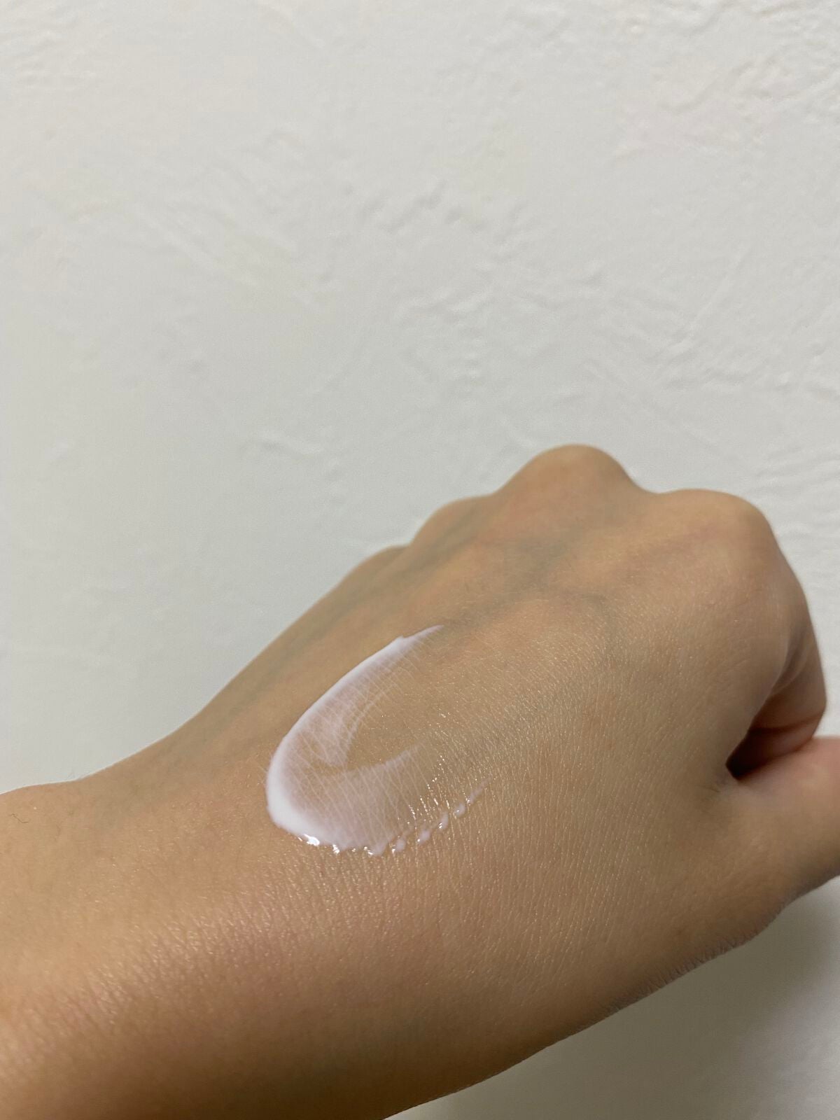 UVプロテクターモイスチャーサン/earfit/日焼け止めクリームを使ったクチコミ(2枚目)