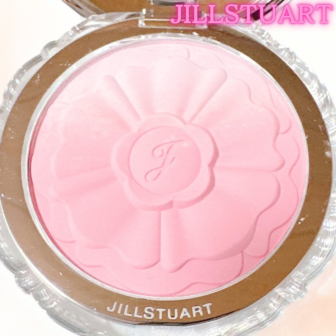 ジルスチュアート　パステルペタル ブラッシュ/JILL STUART/パウダーチークを使ったクチコミ（2枚目）