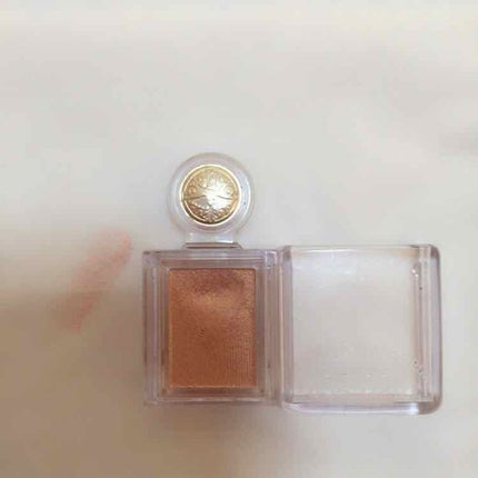 シャドーカスタマイズ/MAJOLICA MAJORCA/単色アイシャドウを使ったクチコミ(3枚目)