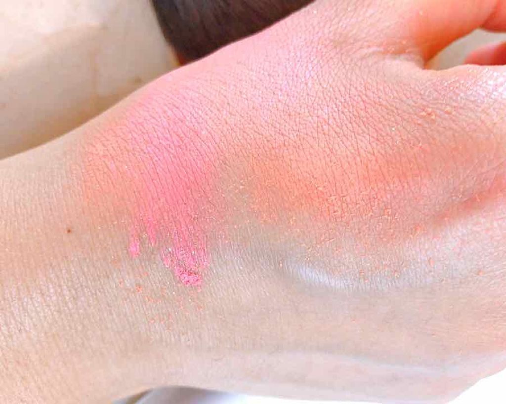 ポンポンミネラルチーク/エトヴォス/パウダーチークを使ったクチコミ(2枚目)