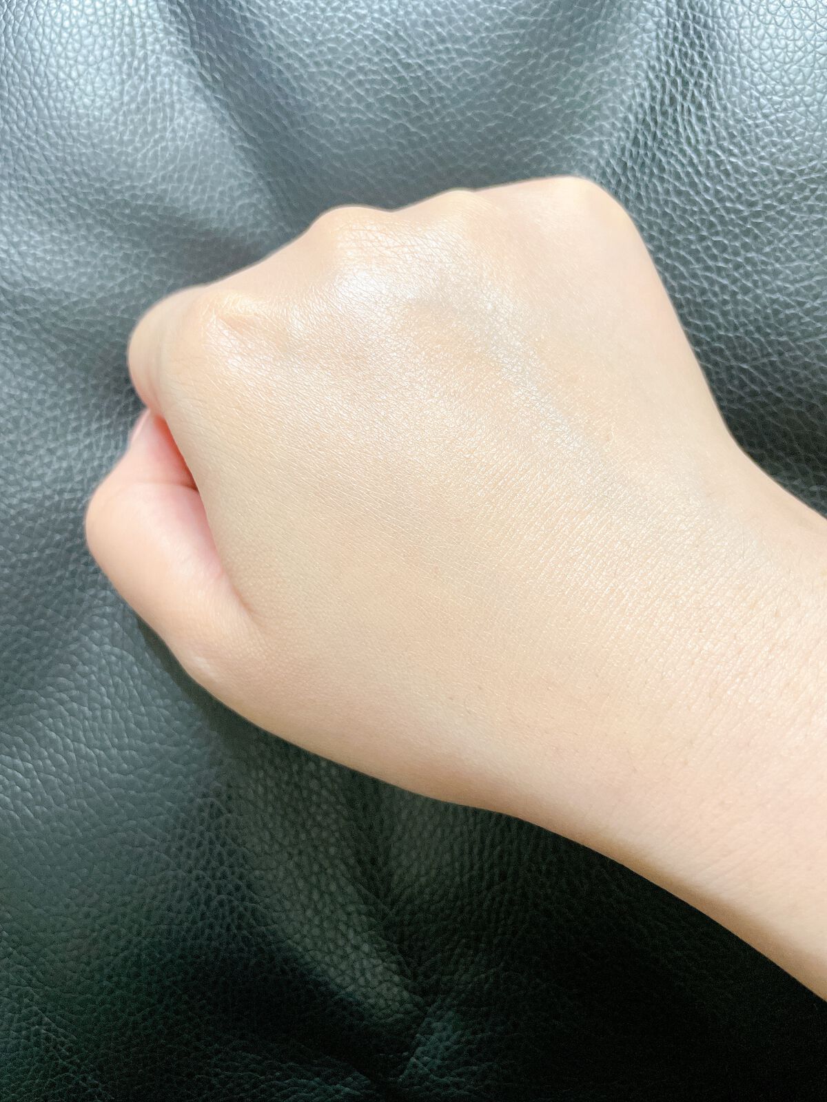 ディオールスキン フォーエヴァー フルイド グロウ/Dior/リキッドファンデーションを使ったクチコミ(3枚目)