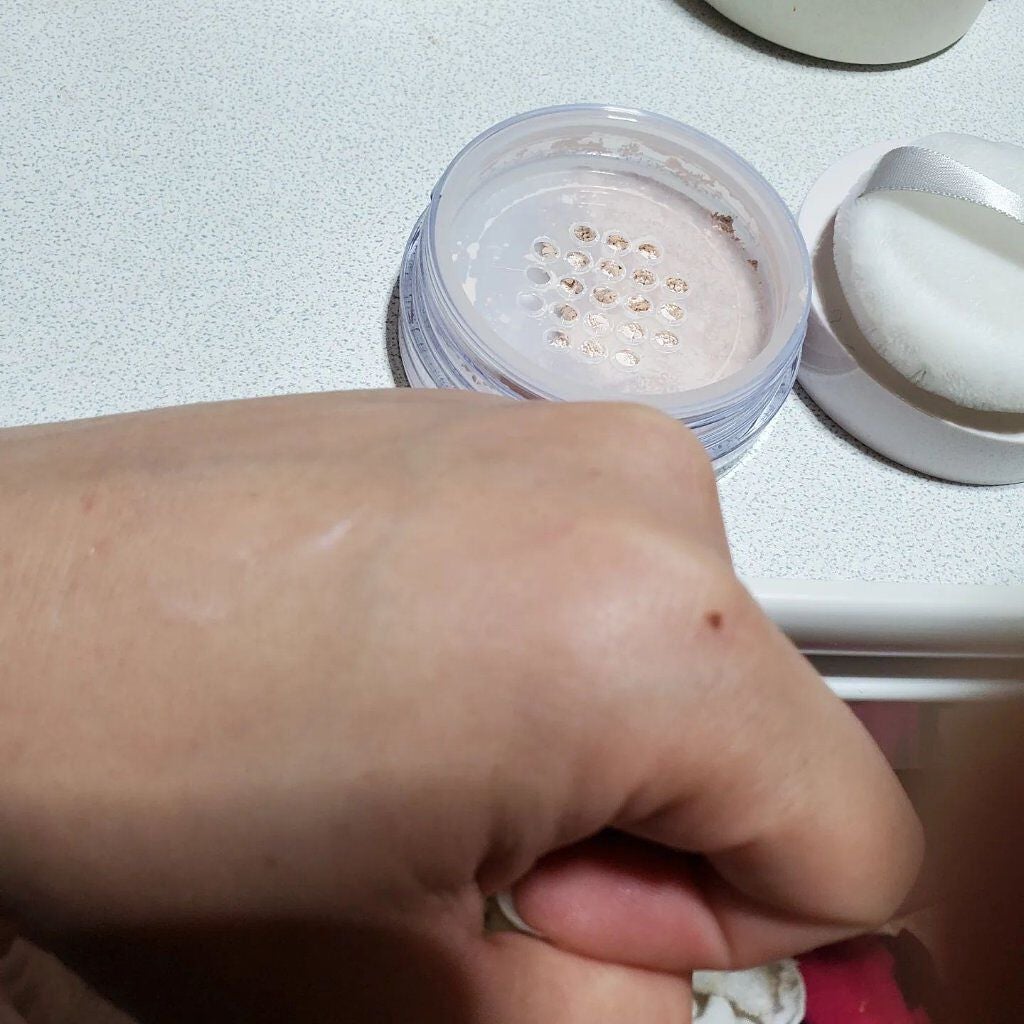 プライバシーUVパウダー50/プライバシー/ルースパウダーを使ったクチコミ(5枚目)