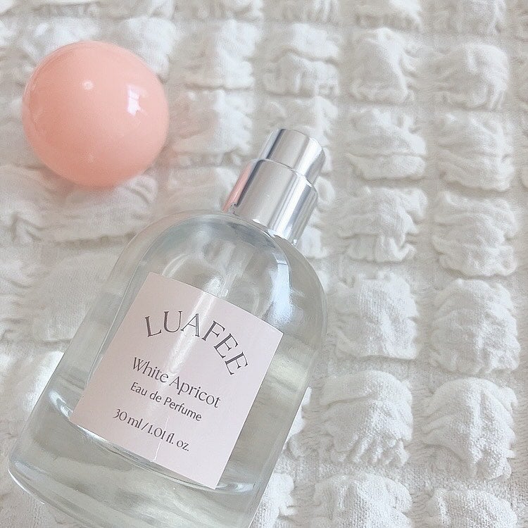 ホワイトアプリコット/LUAFEE/香水(レディース)を使ったクチコミ(3枚目)