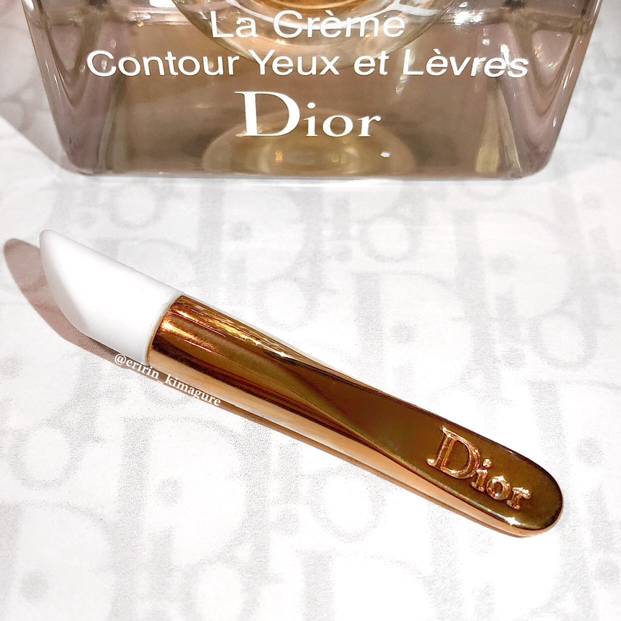 試してみた】Dior オー・ド・ヴィ ユー エ レーヴルの効果・肌質 試してみた】Dior オー・ド・ヴィ ユー エ レーヴルの効果・肌質