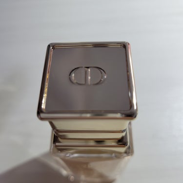 Dior プレステージ ル フルイド タン ドゥ ローズのクチコミ「Dior
プレステージ ル フルイド タン ドゥ ローズ
0N

15,950円

プレステー.....」（3枚目）