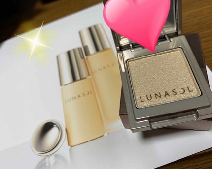 ライティングアイズ/LUNASOL/単色アイシャドウを使ったクチコミ(1枚目)