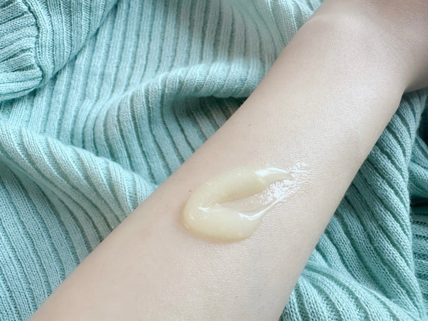 月光ゆず睡眠パック/HANYUL(ハンユル)/フェイスクリームを使ったクチコミ(3枚目)