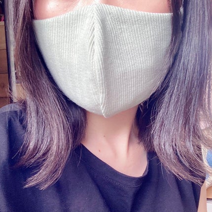 ジーユー FASHION MASKのクチコミ「GUのベースメイクがついても目立たないマスクに新色登場!!
以前ご紹介した、guのマスク。.....」(3枚目)