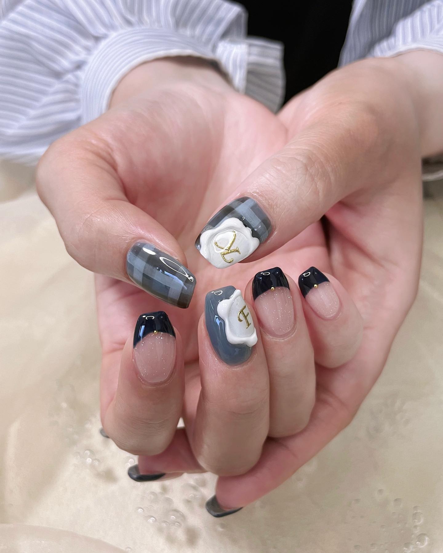 #秋ネイル,#チェックネイル,#シーリングスタンプネイルのネイルデザイン