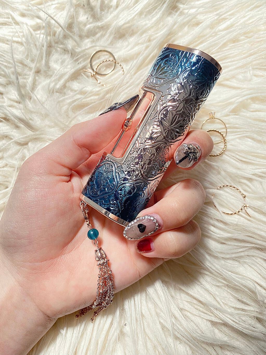 百花同心錠 彫刻リップ/花西子/口紅を使ったクチコミ(3枚目)