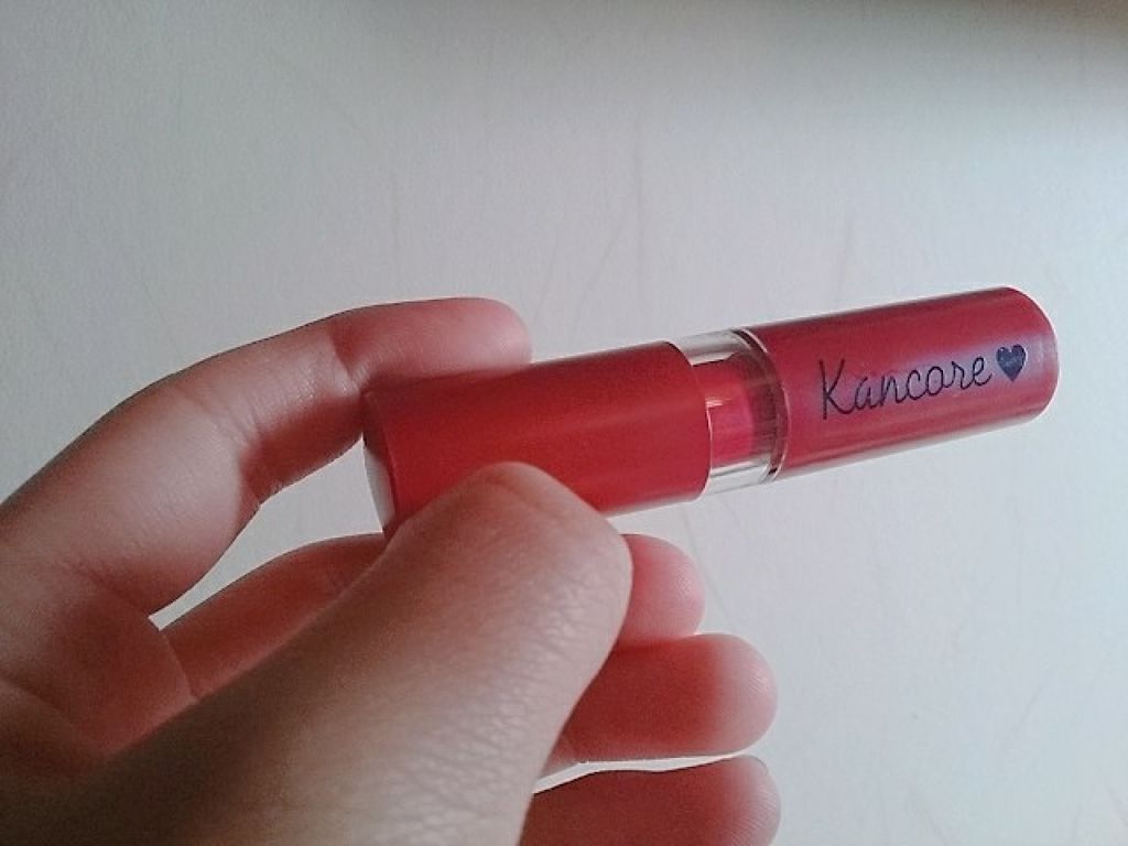 あめちゃん☔ on LIPS 「このように画像を見てもらうとわかりますが,発色の方がとてもいい..」(1枚目)