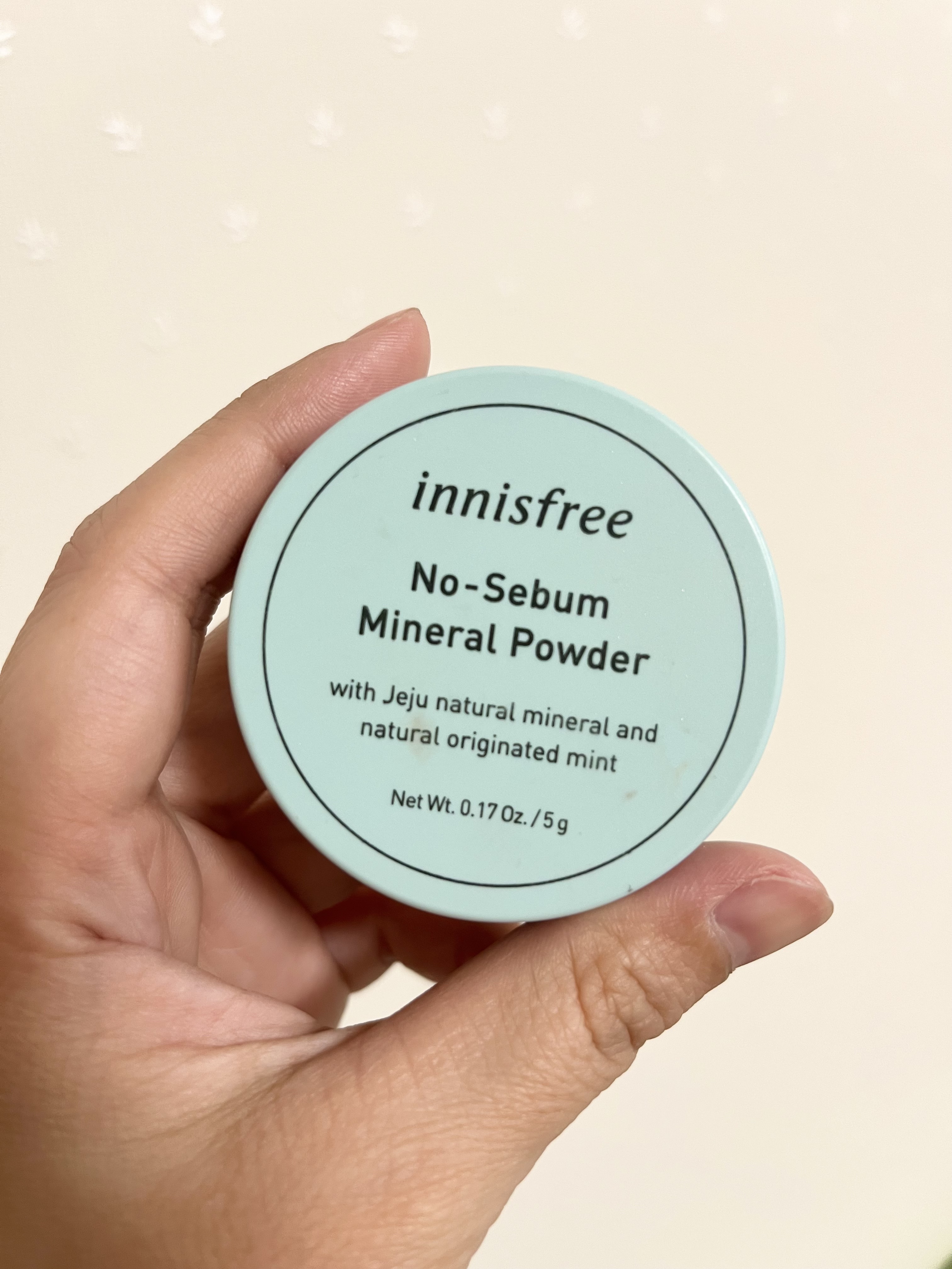 ノーセバム　ミネラルパウダー　N 5g【旧】/innisfree/ルースパウダーを使ったクチコミ（1枚目）