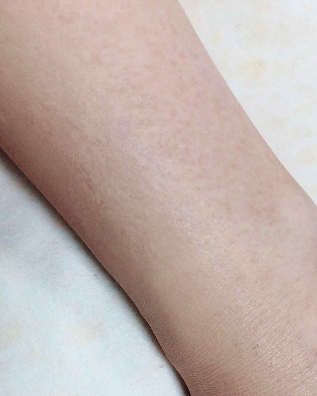 ロングラスティング リキッドファンデーション/Amplitude/リキッドファンデーションを使ったクチコミ(2枚目)