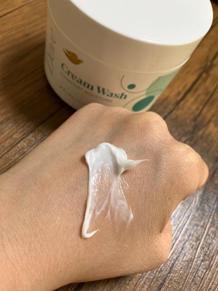 ダヴ クリームボディウォッシュ コンフォートモイスチャー/ダヴ/ボディソープを使ったクチコミ(4枚目)