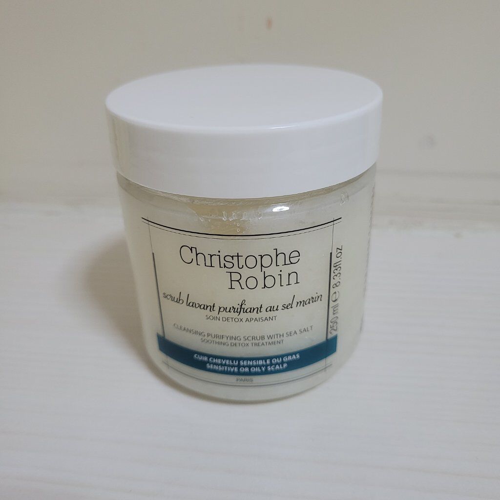 Christophe Robin Cleansing Purifying Scrub with Sea Saltのクチコミ「☆5      持って損はない！

まだ数回しか使ってない

洗浄力高い
匂い良い、超好き、
.....」（1枚目）