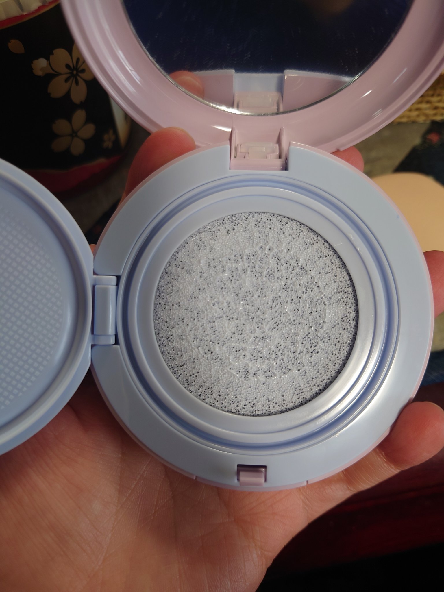 デューライクジェロー トーンアップクッション/espoir/化粧下地を使ったクチコミ（3枚目）