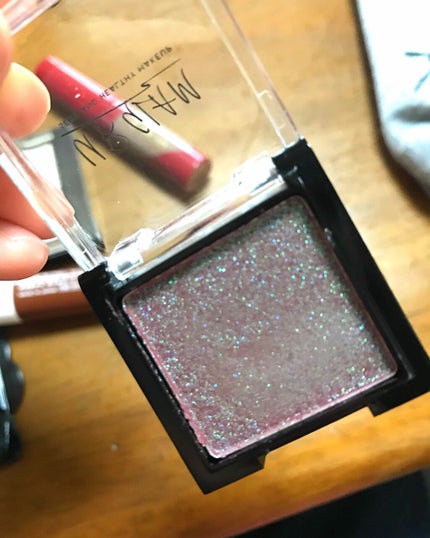 UR GLAM POWDER EYESHADOW/U R GLAM/単色アイシャドウを使ったクチコミ(2枚目)