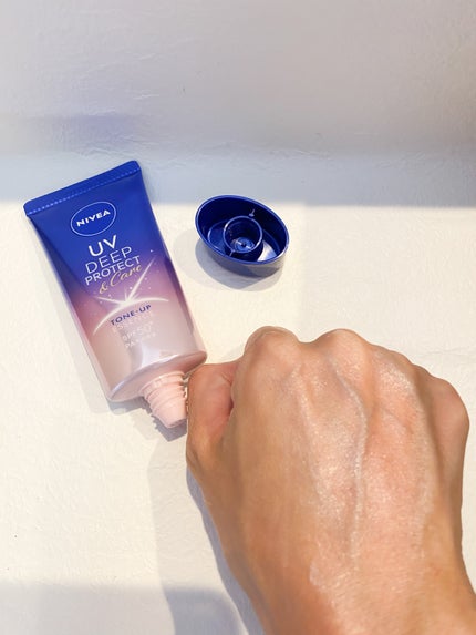 ニベアUV ディープ プロテクト&ケア トーンアップ エッセンス/ニベア/日焼け止めローションを使ったクチコミ(3枚目)