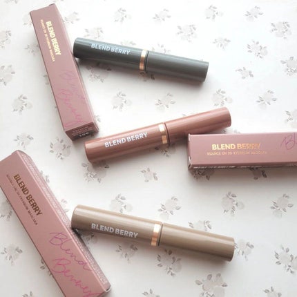 ニュアンスオン3Dアイブロウマスカラ/BLEND BERRY/眉マスカラを使ったクチコミ(8枚目)