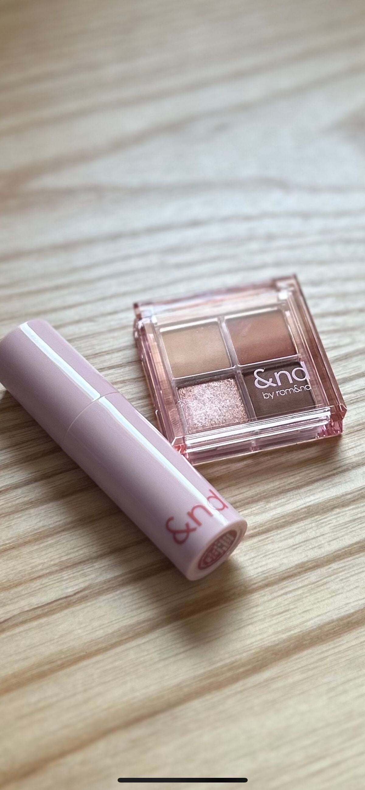 アンドバイロムアンド グラッシーボムティント/&nd by rom&nd/リップティントを使ったクチコミ(1枚目)